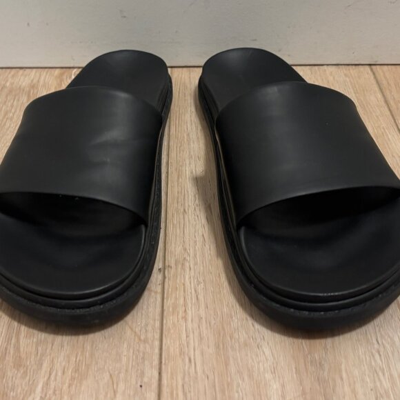 Alexander Wang x H&M Black Leather Slides - 10 - Picture 2 of 13